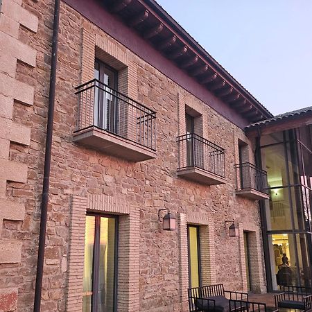 Hotel Villa Marcilla Buitenkant foto