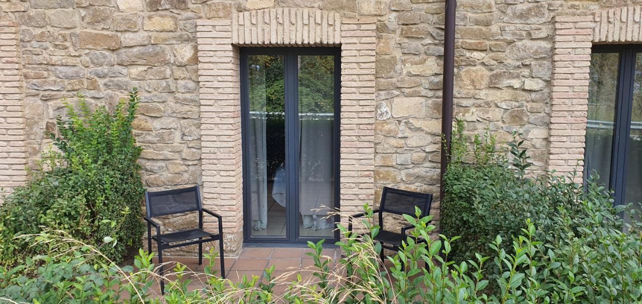 Hotel Villa Marcilla Buitenkant foto